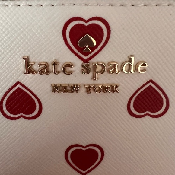 kate spade New York adorable NWT, Madison Heartfelt Boxed Slim Bifold Wallet - Picture 5 of 14